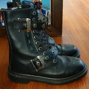 Black demonia combat boots